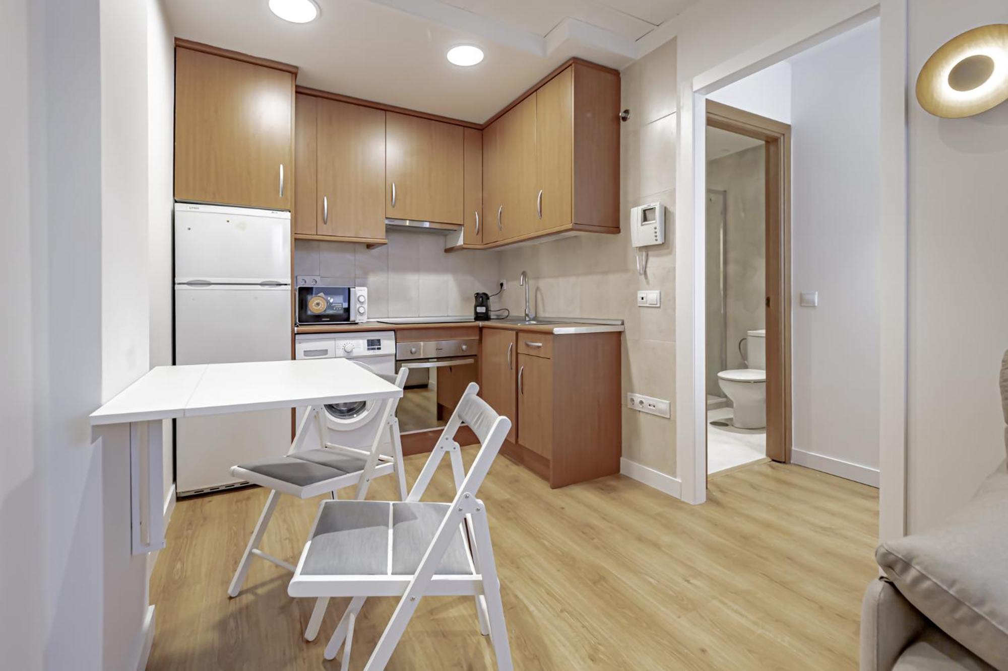 Apartamentos Noviembre Madrid Eksteriør billede