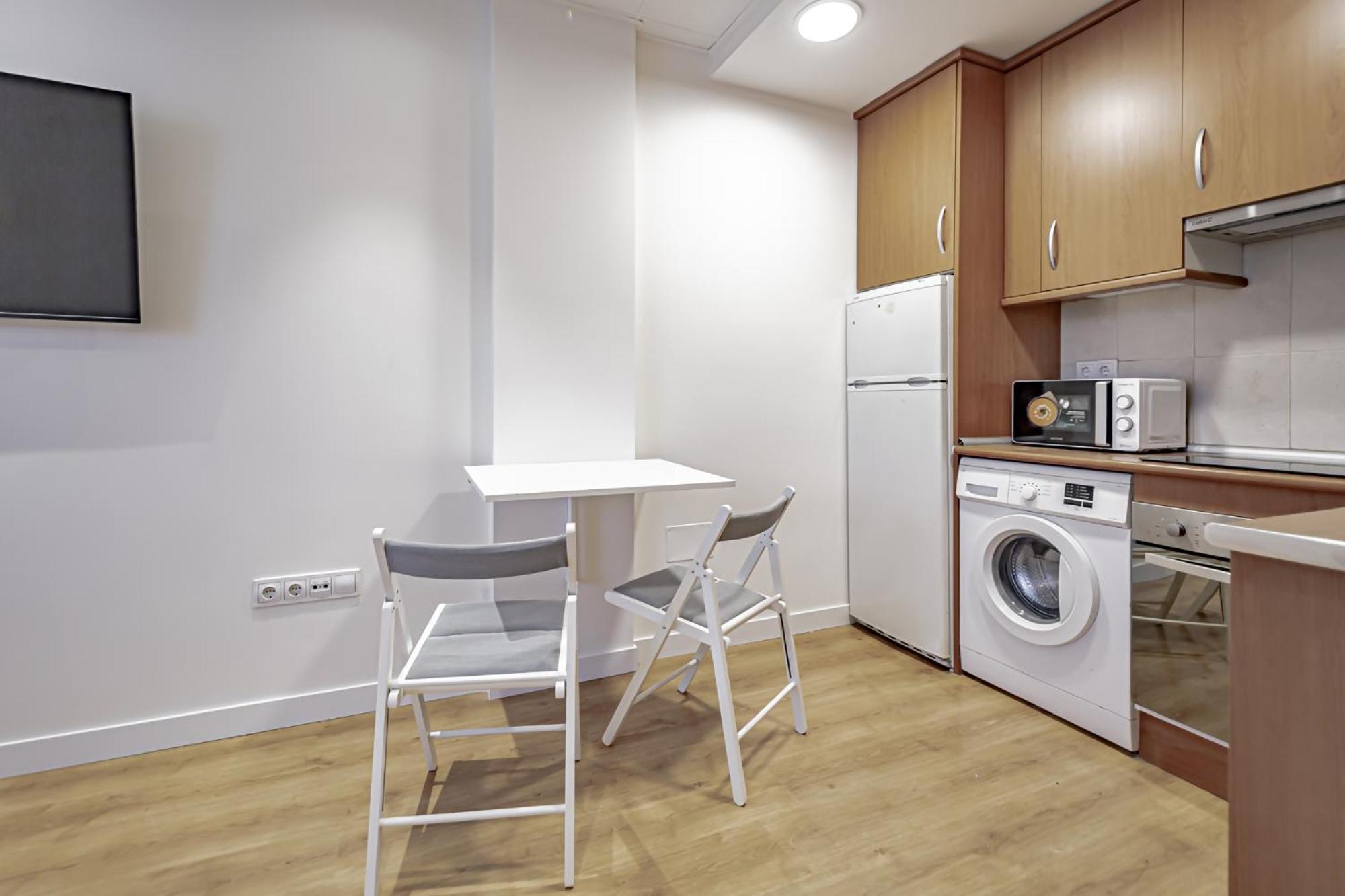 Apartamentos Noviembre Madrid Eksteriør billede