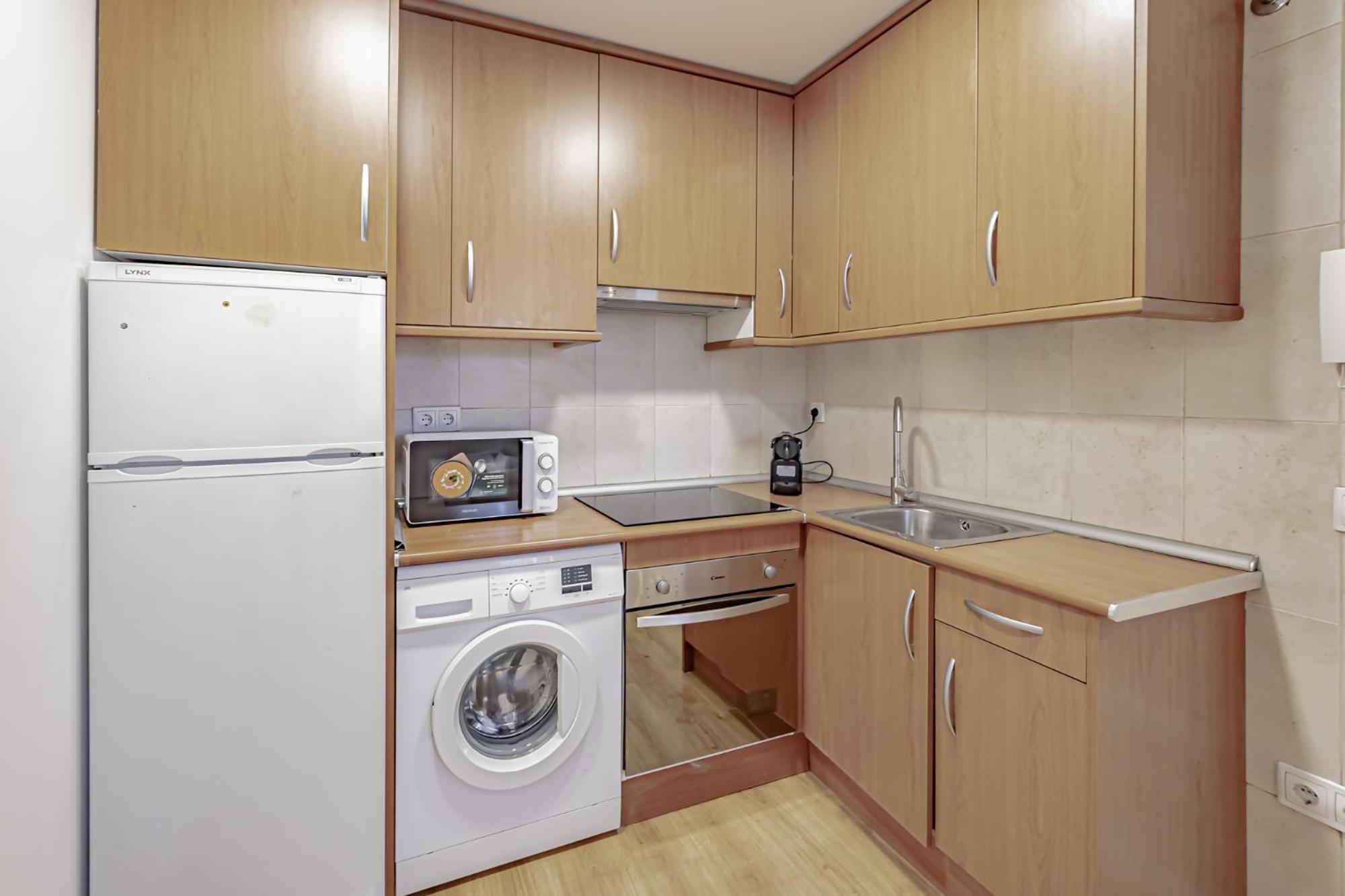 Apartamentos Noviembre Madrid Eksteriør billede