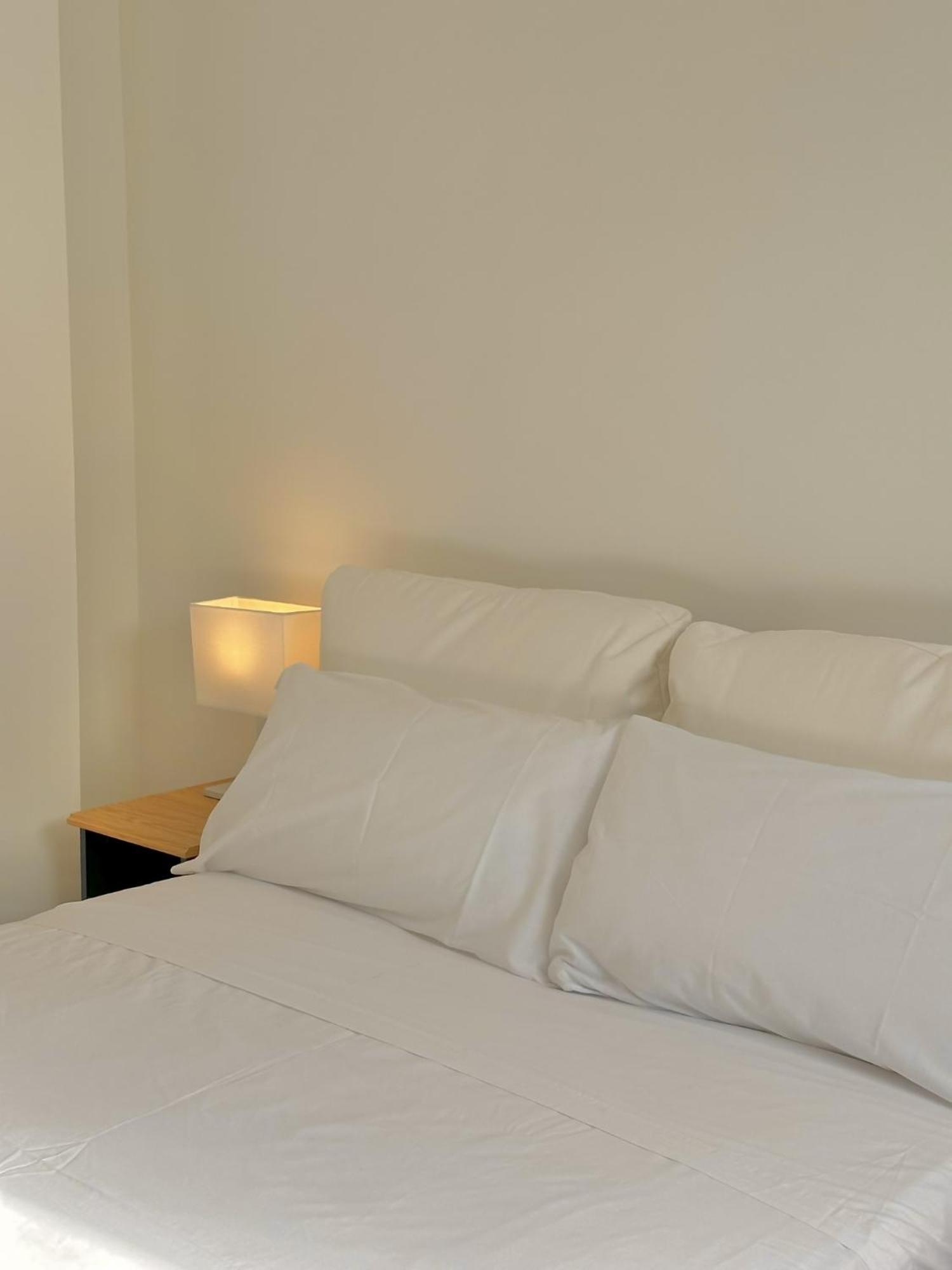 Apartamentos Noviembre Madrid Eksteriør billede