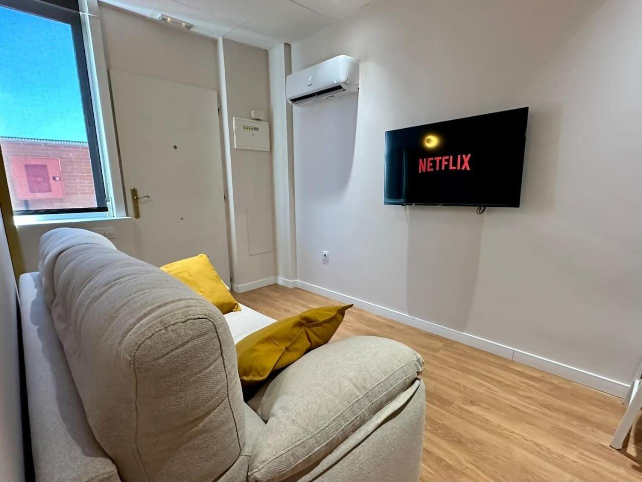 Apartamentos Noviembre Madrid Eksteriør billede