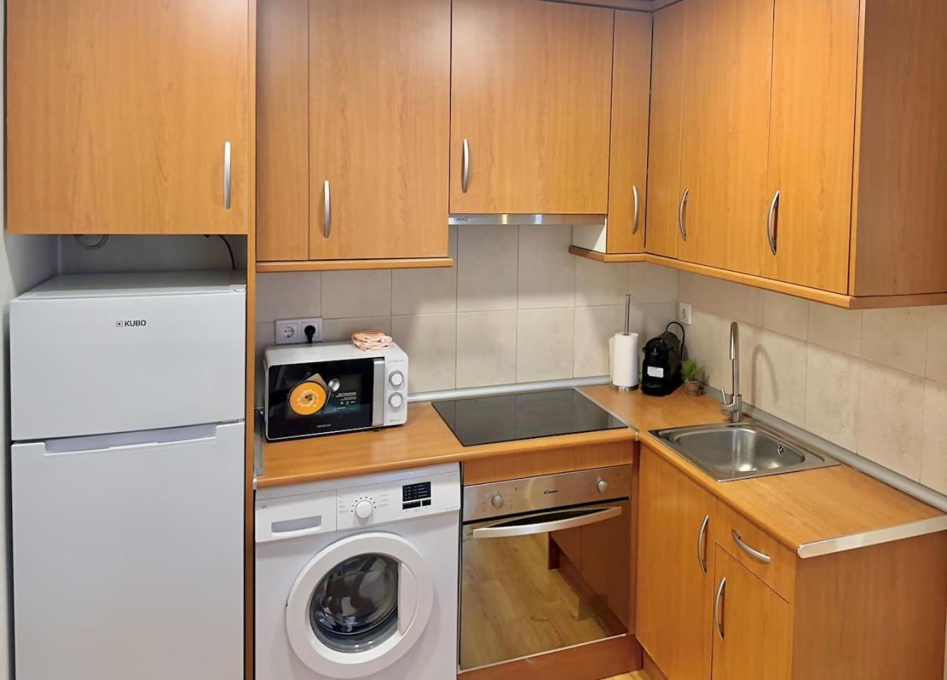 Apartamentos Noviembre Madrid Eksteriør billede